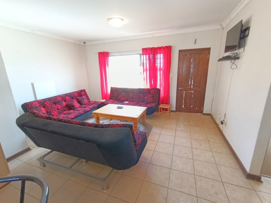 2 Bedroom Property for Sale in Vredenhof Sh Free State